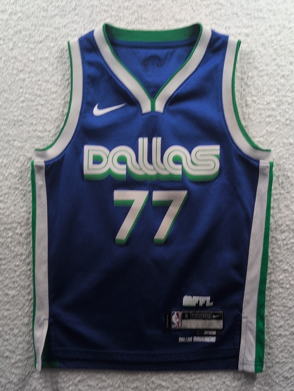 Nike Dallas Mavericks City Edition Swingman Jersey Luka Dončić's